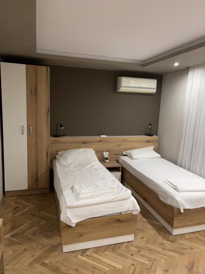 Ivet Guest Rooms Βάρνα Εξωτερικό φωτογραφία